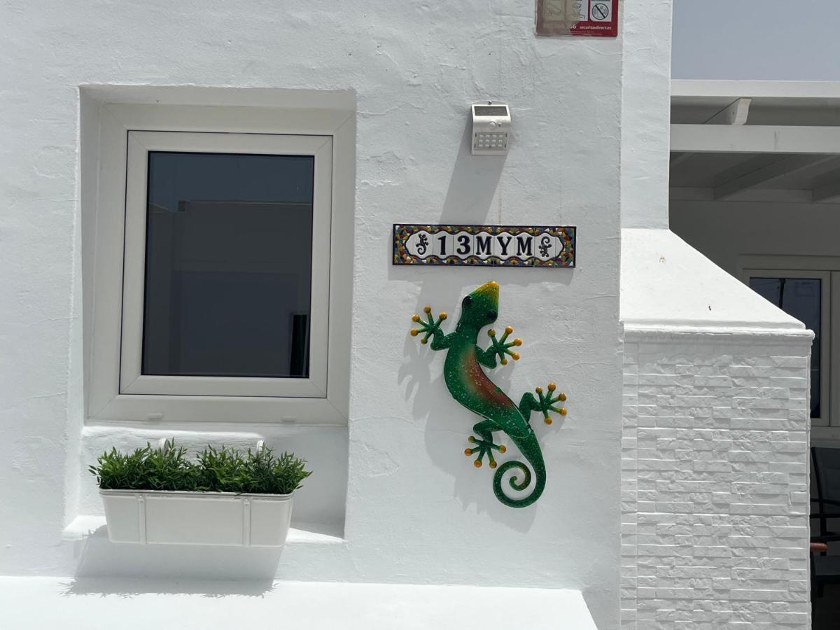 Villa Mym Tías Exterior foto